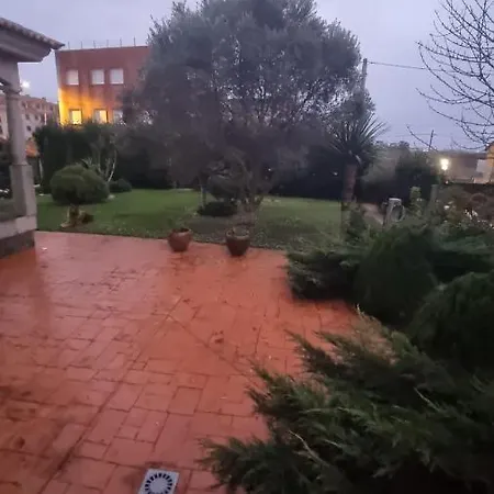 Semesterbostad Casa Con Jardin A 15 Minutos De La Playa De La Lanzada *